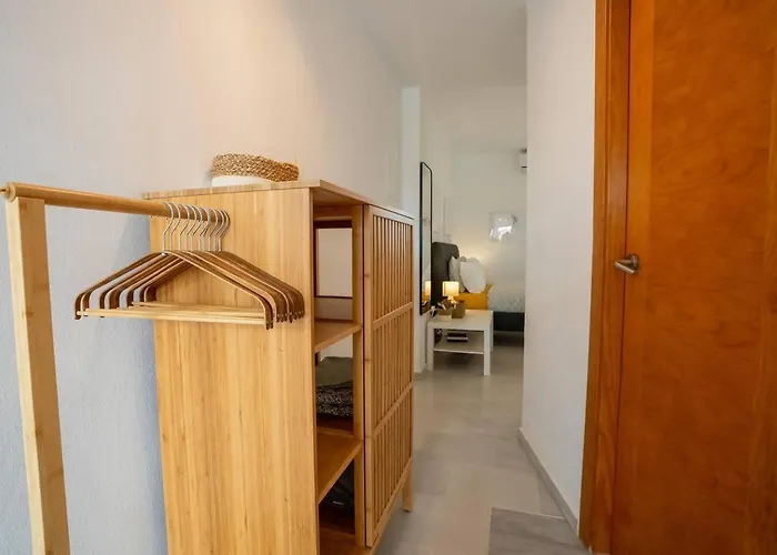 Estudio Con Vistas Al Mar + Garaje Privado Gratis *